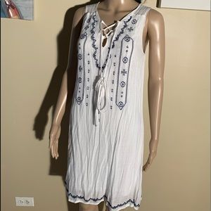 Cloth & People Size M Boho Lace Up Dress Rayon